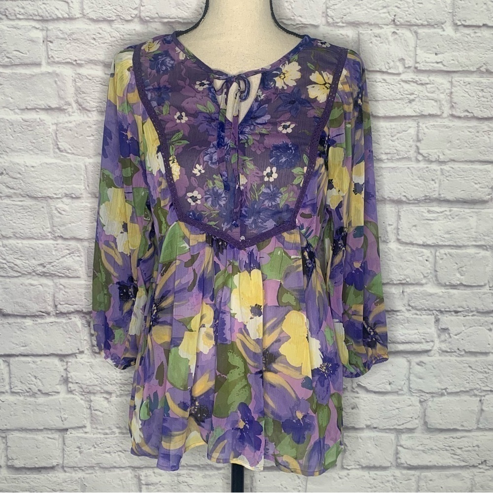 Fig and Flower Floral Keyhole Neckline Chiffon Blouse NWT - Picture 9 of 14